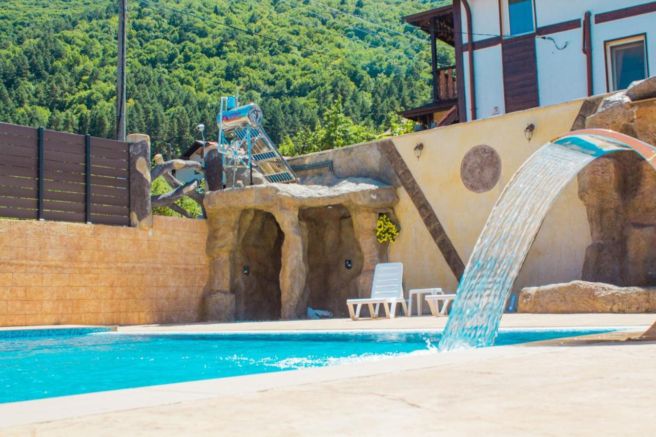 Guesthouse The Rock Сапарева Баня Екстериор снимка